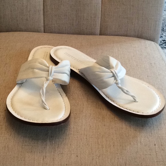 bernardo icons shoes